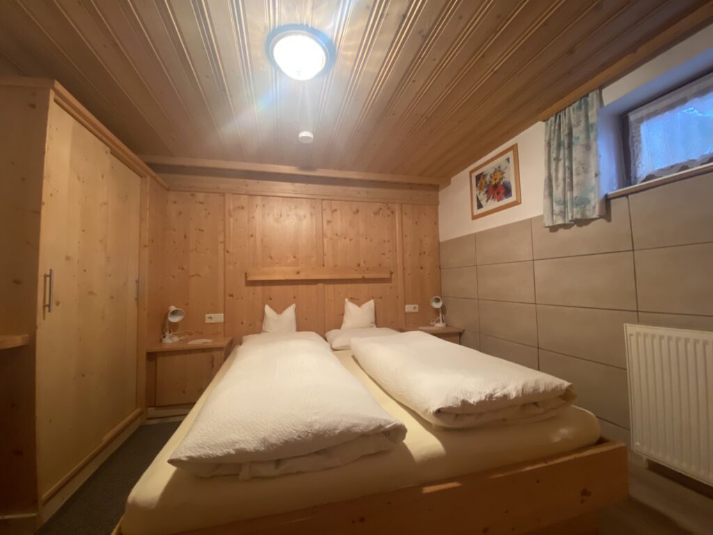 Schlafzimmer_UG